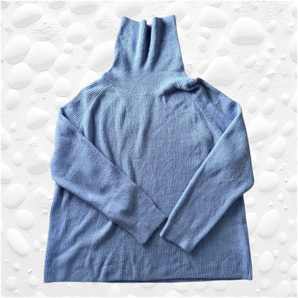 TRIBEKKA 44 PLUS SIZES - COZY BABY BLUE POLO WITH ZIPPER - NWT - Picture 3 of 5